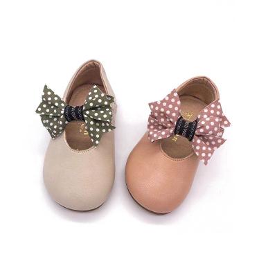 China Favorable Price Flat Dot Bowknot Decorate Lovely Princess Girls Shoes Baby Shoes Wholesale Flat Children's Shoes for sale