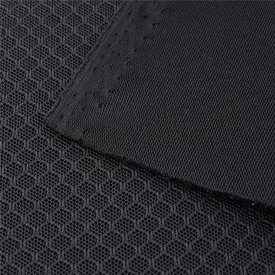 Cina Materiale di maglia per aria traspirante maglia di poliestere riciclata 3mm 57in 400gm in vendita