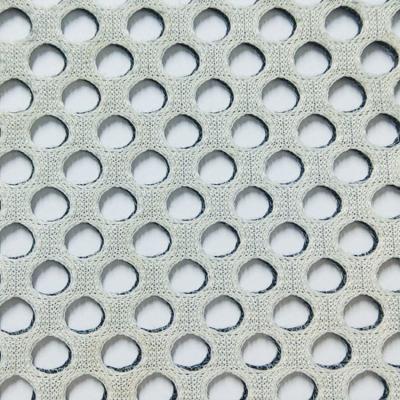 China 3mm gebreide luchtfilter mesh stof 100% polyester 3d spacer mesh stof voor zak Te koop