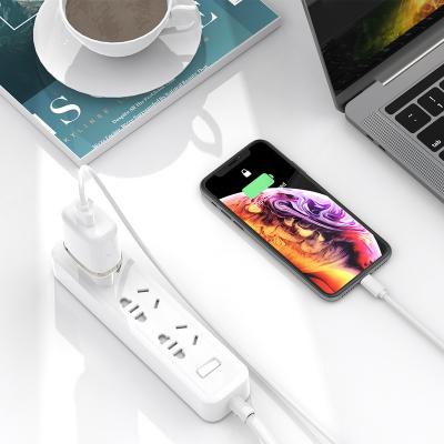 China Cell Phone Super Fast With Factory Price QC 3.0 USB Wall Charger 18W Simple Quick Charging Mobile Phone USB Wall Charger for sale