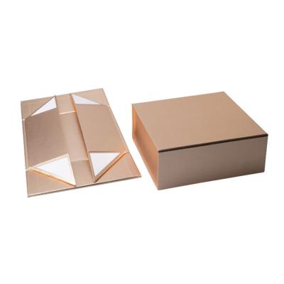 China Custom Luxury Gift Eco-Friendly Recyclable Packaging Magnetic Closure Flip Cover Cardboard Box Men's Birthday Gift Box Set for sale