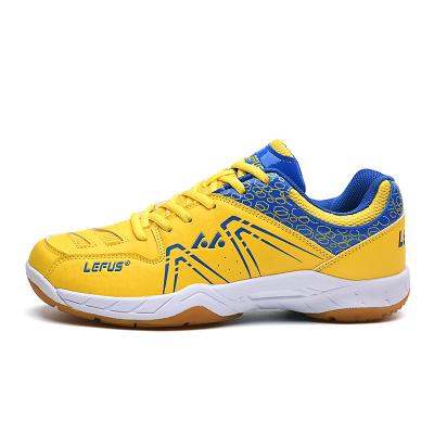 China Professional rubber badminton shoes Anti-slippery sports shoes for men women sneakers training tennis sneakers SIZE 36-45 for sale