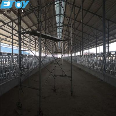 China Steel Structure Industrial Prefab Cattle Barn for sale