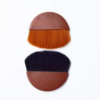 China Customized Stylish Travel Synthetic Makeup Silicon Hair Small Smudge Brush Half Moon Vegan Powder Brush for sale