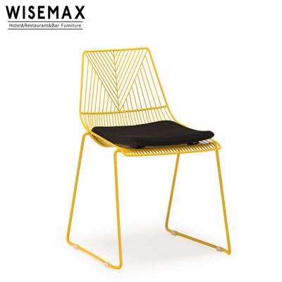 China Modern Dining Furniture Design Wire Chair Metal Metal Restaurant Cafe Bertoia Hollow Gold Dining Metal Chair With Cushion. for sale