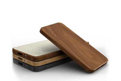 China Wooden Electronics Wireless Mobile Battery Bank , 2 Ports Output Top Power Bank for sale