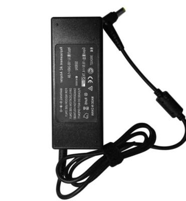 China Light Weight Universal Laptop Charger 100 - 240V Input 50-60Hz For Acer Laptop for sale