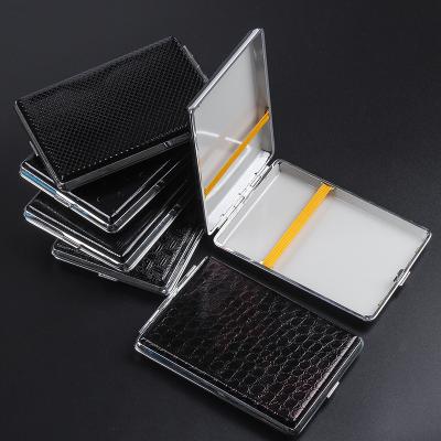 China Classic Random Design 110mm Portable Pattern Lengthen Leather Cigarette Holder for sale