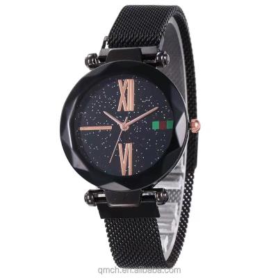 China Small high quality three needle quartz men fashion watch 2021 hot sale ladies luxury brand watch for sale