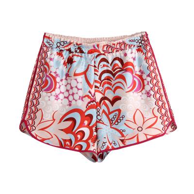 China 2021 Hot Women Gym Anti-Wrinkle Fashion Style Girl Custom Graphic Floral Jogging Woman Shorts Tie Dye Gym Bandana Abbreviation Beach Wear for sale