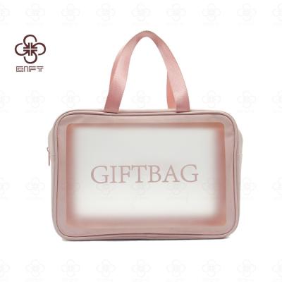 China High Quality Large Capacity Portable Travel PVC Cosmetic Bag Letter Lady Makeup Waterproof Transparent Waterproof Bag for sale