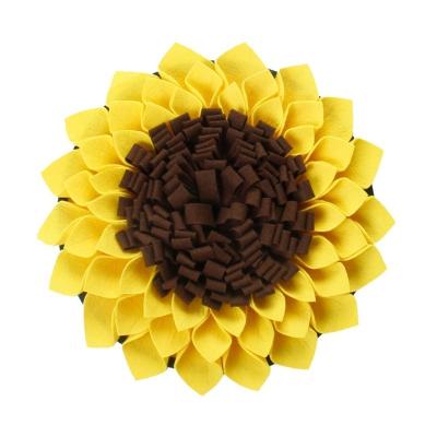 China Viable Pet Sniffing Mat Training Blanket Sunflower Pad Dog Relieve Stress Nose Job Puzzle Toy Mat Pet Foraging Pad for sale