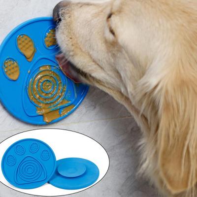 China Sustainable Dog Bath Lick Pad Mat Suction Cup Pet Feeders Slow Bathing Licking Mat for sale