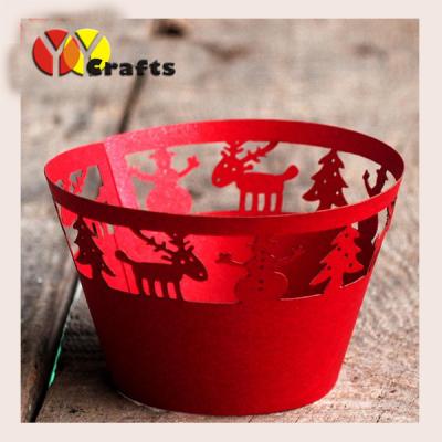 China Fancy lace laser cut chrismas day sweet cupcake holder 25pcs per bag for sale