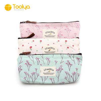 China Beauty Pouch Country Flower Floral Pencil Pen Case Cosmetic Makeup Bag For Women for sale