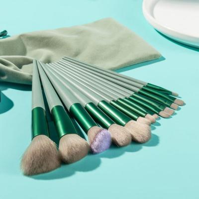 China Wholesale Smudge Brush Private Label Green 13 Pcs Makeup Brushes Professional Soft Tool Manufacturers Makeup Brush Set for sale