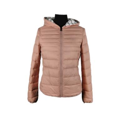 China Anti-wrinkle ladies fashion ultra lite simple warm down jacket coat in winter for sale