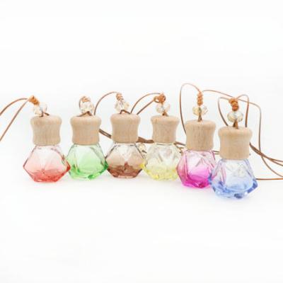 China Simple Practical Compact 7ml Car Perfume Bottle Long Lasting Sustainable Hanging Eco - Friendly Recyclable for sale