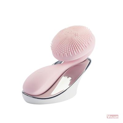 China Silicon Magnetic Deep Waterproof Facial Massager Car Vibration Remover Massage Cleaning Rechargeable Filling Cord for sale