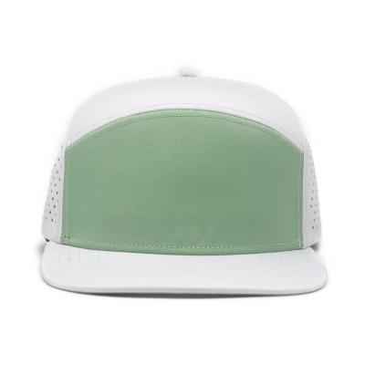 China Fashion Trucker Hat Gorras Custom Flat Brim 6 panels  golf Waterproof Hat for sale