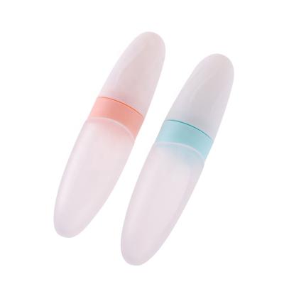 China 90ml Edible Grade Silicone Latex Squeeze Free Feeder Soft Baby Spoon High Quality Feeding Bottle With Spoon for sale