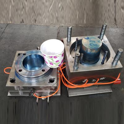 China Bucket Desktop Injection Molding Machine Paint Bucket Plastic Ised Mould For Bucket for sale