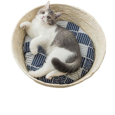 China Four Seasons Portable Sustainable Pet Cat Bed Eco Friendly Breathable Nest For Cat Dog Bed Travel Nest for sale