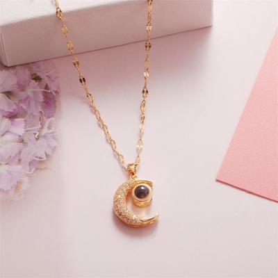 China Fashionable Wholesale Titanium Crystal Moon Pendant Necklace Clavicle Stainless Steel Necklace for sale