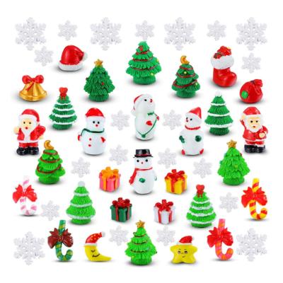 China Modern Christmas Miniature Ornaments Snowflake Mini Christmas Tree Snowman Small Bell Ornaments For Xmas Party Decoration for sale