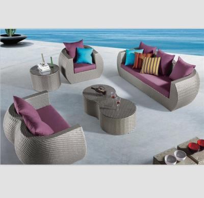 China Royal Time Outdoor Furniture Furniture Sofa Set New Design Garden PE Rattan Sofa Set for sale