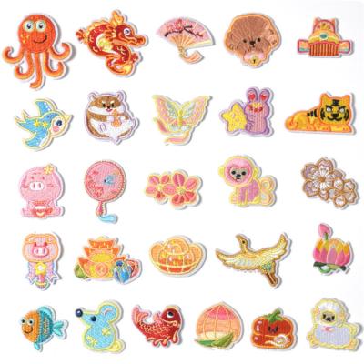 China New Style 3D Cartoon Animals Iron On Patches Cartoon Anime Fashionable Embroidered Patches Iron On Patches for sale