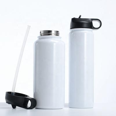 China CLASSIC BPA Free Sports Cycling Soft Water Bottle Flask Water Bottle With Straw Lid Straw Running Stainless Steel Water Bottle With Bite for sale