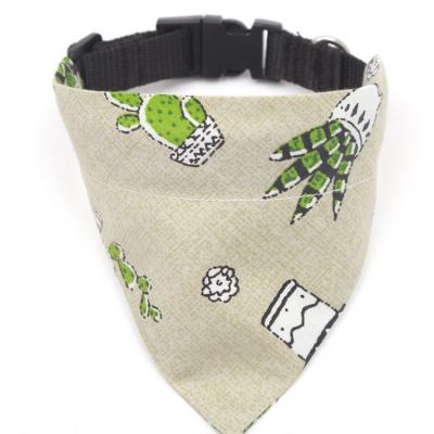 China Viable factory hot sale printed polyester personalized cat dog bandana knot dog collar scarves for sale