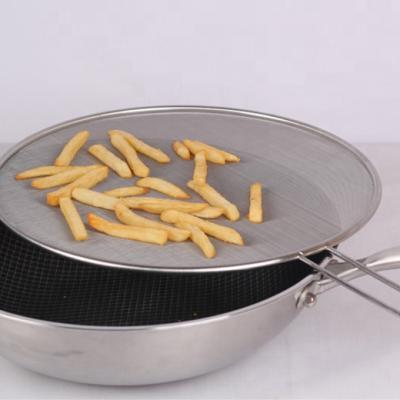 China Viable Hot Sale Stainless Steel Splatter Screen Mesh Pot Lid Cover Sliver Oil Stove Lid for sale