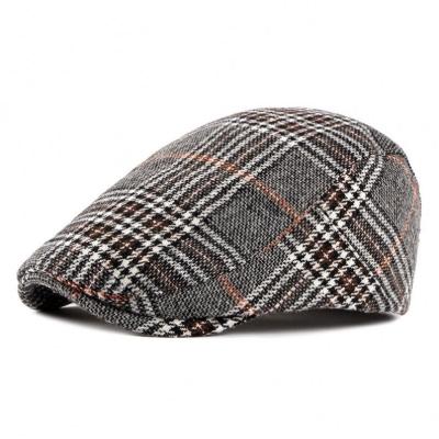 China Women's Fashion Literature Autumn Winter British Retro Image Autumn Beret And Plaid Korean Ivy Hat Art Forward Flat Top Beret for sale