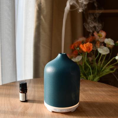 China High Quality Portable Ceramic Humidifier 100ml Essential Oil Aroma Diffuser 7 LED Ultrasonic Lights Household Office Bedroom Lobby Hotel for sale