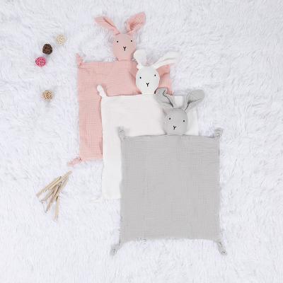 China Amazon Cute Animal Muslin Wholesale Cute Animal Muslin Anti-pilling Bunny Baby Security Blanket Comforter Bear Cotton Blanket for sale