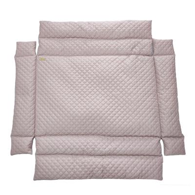 China Solid Ultrasonic Cotton 120gsm Blanket Baby Crib Hutches Bed With 200gsm Filling Cotton for sale