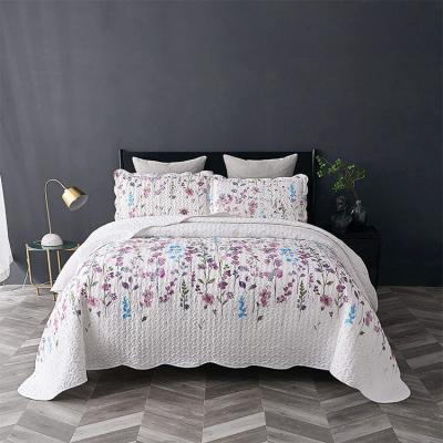 China pungent & New Ultrasonic Embroidered Stitches Bedspread for sale