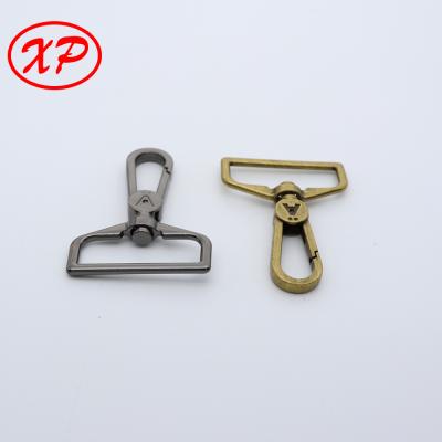 China Luggage Accessories Metal Shape Zinc Alloy Olive Handbags Swivel Snap Hook for sale