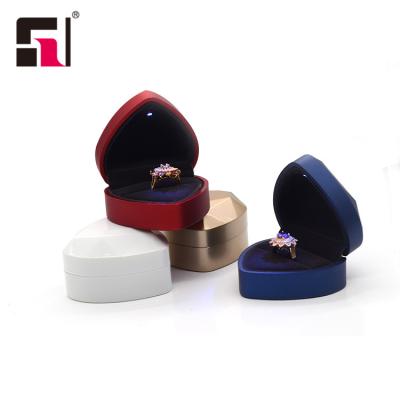 China Newest Heart Ring Jewelry Box Ring Flower LED Ring Box Heart Purple Velvet for sale