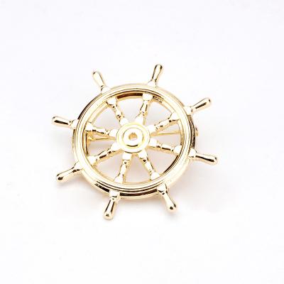 China 2022 New Best High Qualiy Design Charm Decoration Wheel Brooch Wholesale Luxury Pin for sale