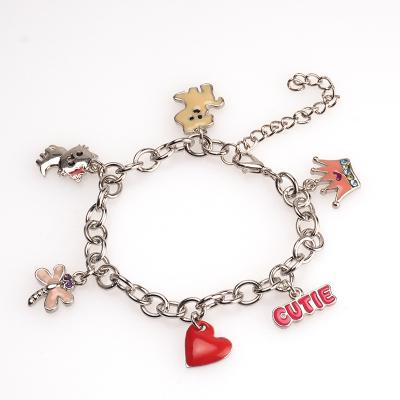 China CLASSIC Cheap Handmade Fancy Fashion Design Vintage Enamel Elegant Alloy Crystal Charm Heart Bracelet for sale