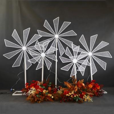 China Wedding/Wedding Party Props Wholesale Decoration Background Rotating Stage Windmill Ferris Wheel Iron Road Guide for sale