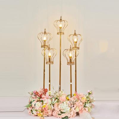 China Hot Selling Low Price Wedding/Wedding Pattern Metal Flower Stands Party Arch Pillar With Light for sale