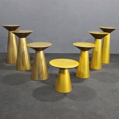 China Gold Luxury Amd Cylinder Pedestal Flower Stand Promotion Wedding Cake Chairs Centerpieces Round Glass Event Cubic Mirrored Dining Table for sale