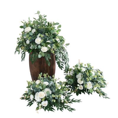 China Wedding Decoration Wedding Flowers Party Popular Home Decoration Wedding Gift Artificial Chrysanthemum Flower Wedding Bouquet for sale