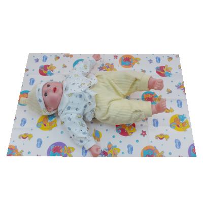 China Good Quality Sanitary Nonwoven Fabric 460*680Mm Absorbent Tissue Paper Children Changing Pad For Outdoor for sale