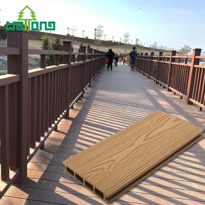 China Modern Good Price Composite Decking Flooring Composite Terrace Panels Waterproof for sale