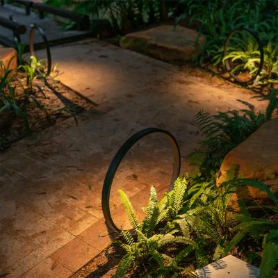 China Big Size Metal Ring Light Special Custom Comfortable European Round Ring Outdoor Design 7W Garden Standing Lamp For Garden And Lawn for sale